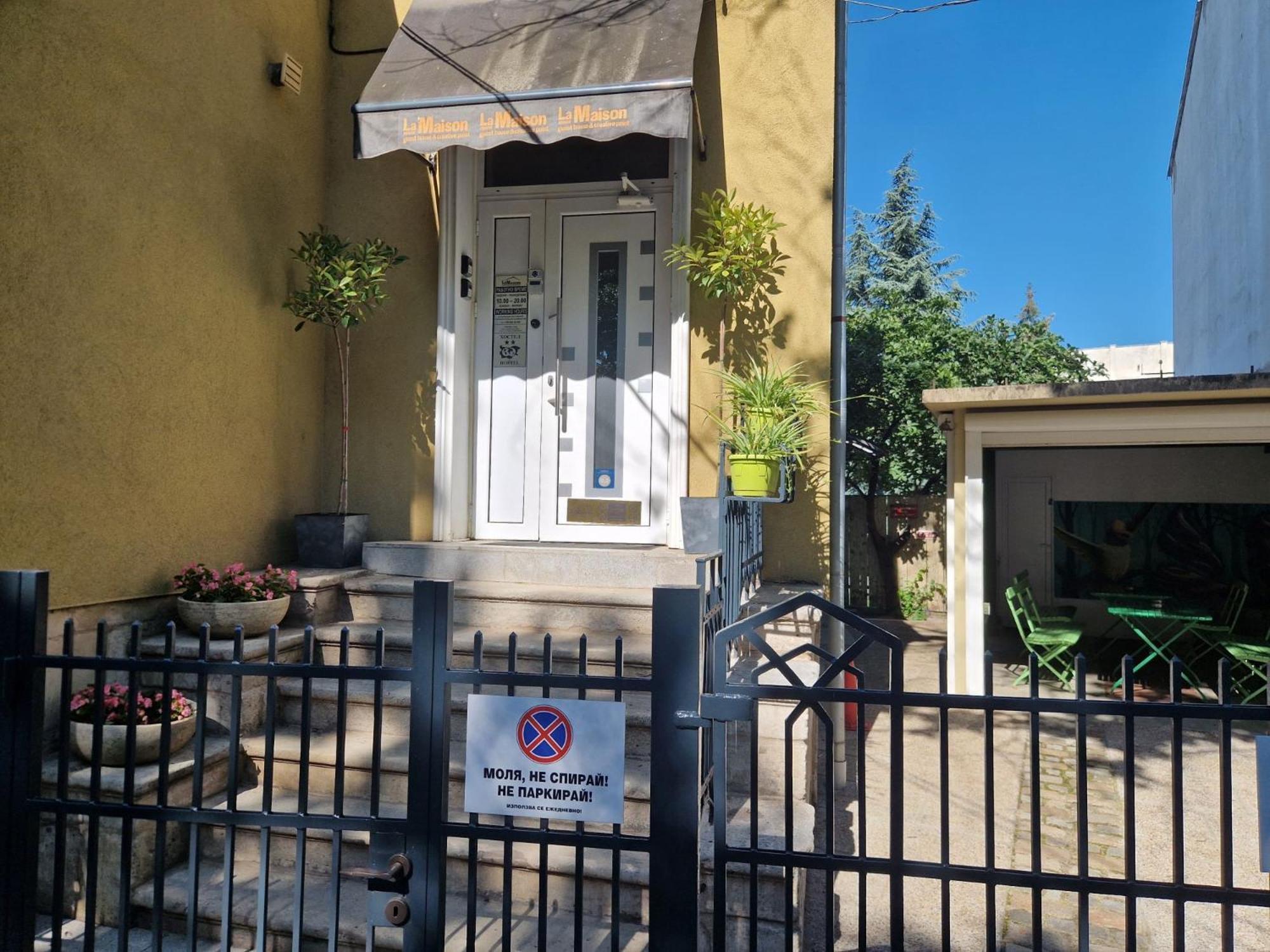La Maison Ruse Exterior photo